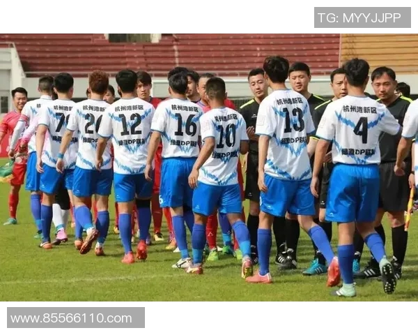 成都足球队与杭州足球队实力对比赛后分析与总结